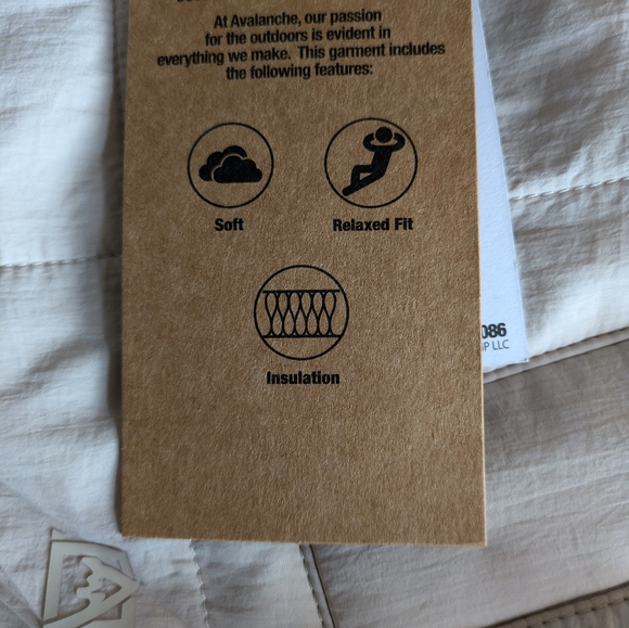 NWT Avalanche Women's Jacket - Small - Picture 7 of 8